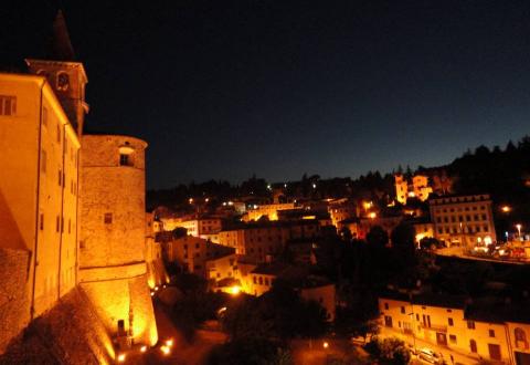 Anghiari at night